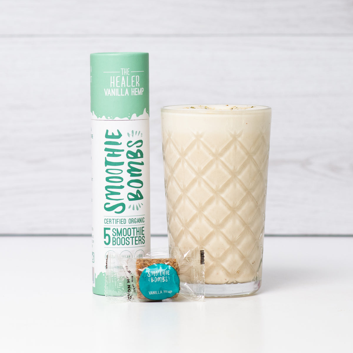 Vanilla Hemp & Banana Smoothie Recipe – The Smoothie Bombs